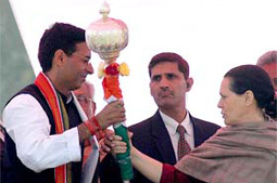 Randeep with Smt. Soniaji